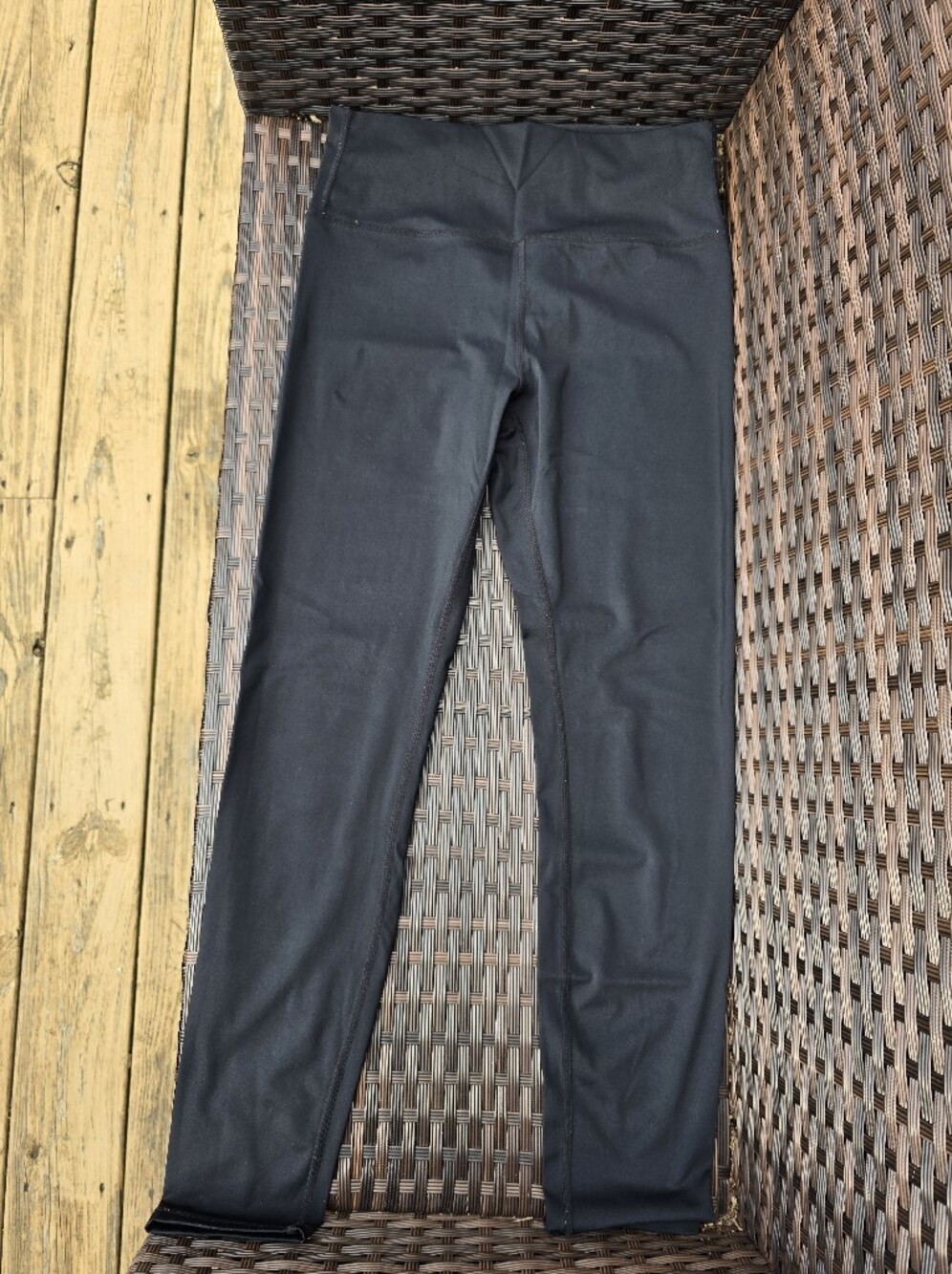 High-Waist Black Leggings for Women - Sleek Everyday Stretch